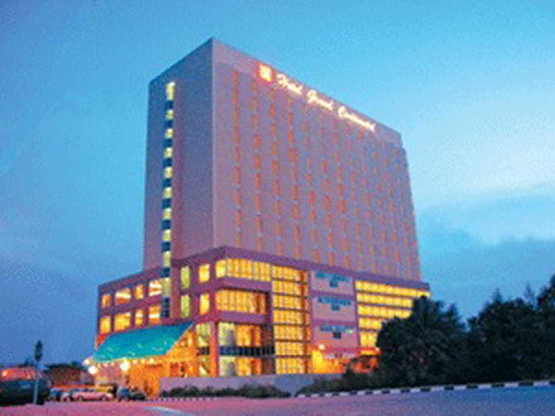 Hotel Grand Continental Kuala Terengganu Exterior foto